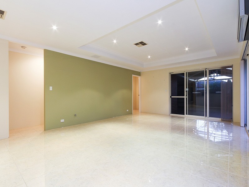 7 Cape Meares Crescent, Butler WA 6036