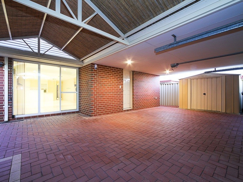 7 Cape Meares Crescent, Butler WA 6036