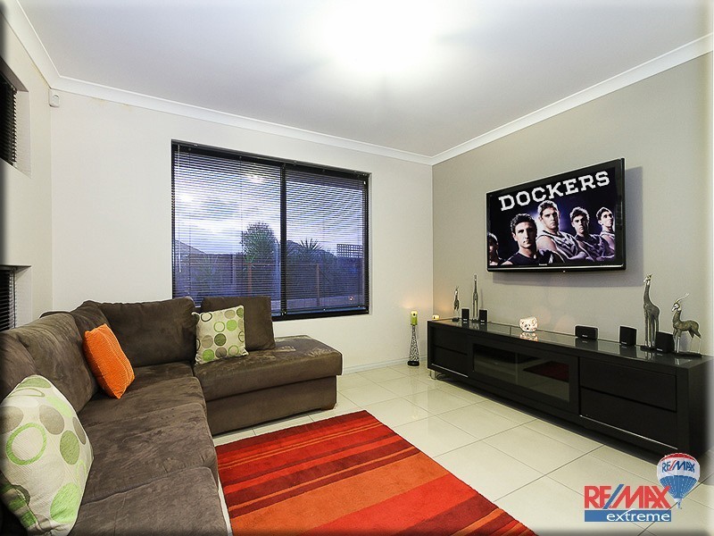 1 Featherstone Gardens, Butler WA 6036