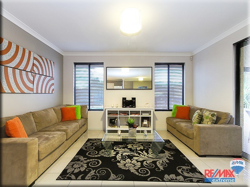 1 Featherstone Gardens, Butler WA 6036