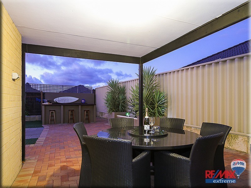 1 Featherstone Gardens, Butler WA 6036