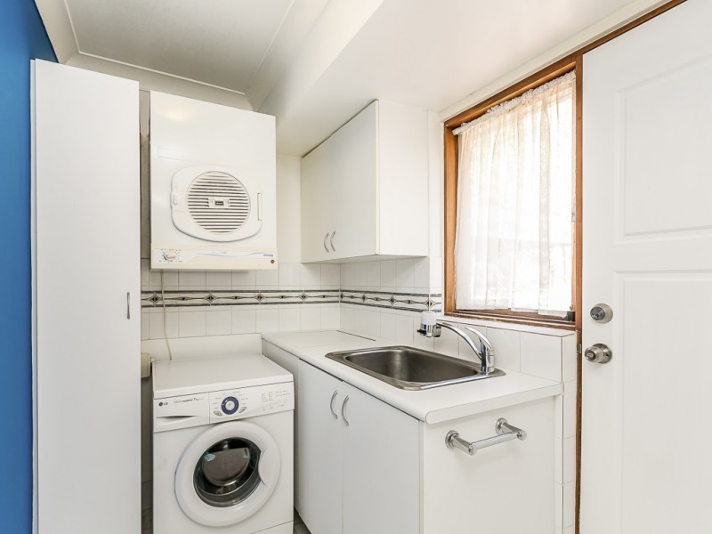 11 Skiff Way, Heathridge WA 6027