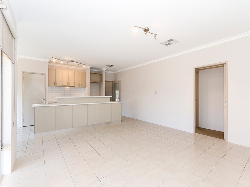 27 Ferryside Road, Butler WA 6036