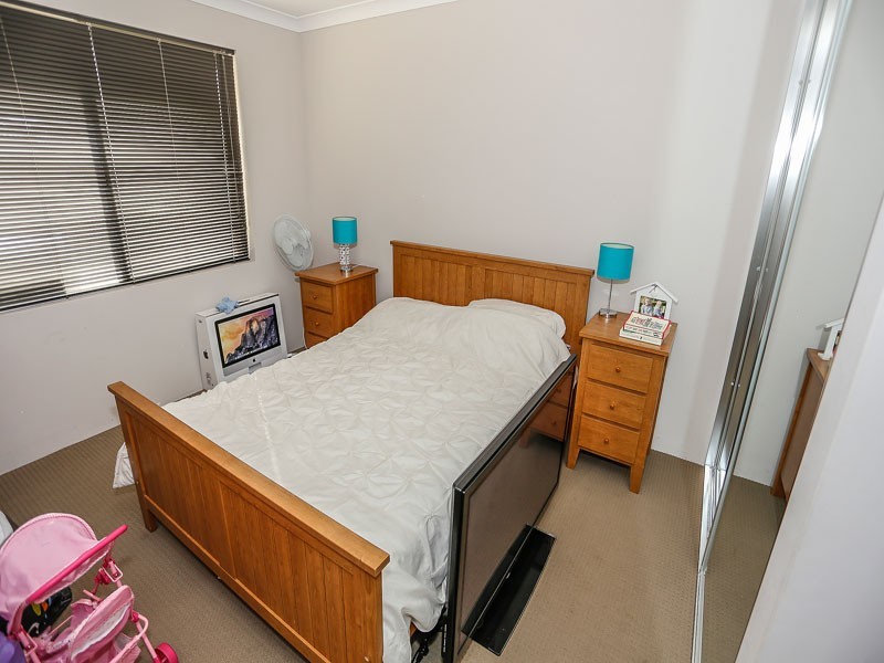 27 Ferryside Road, Butler WA 6036