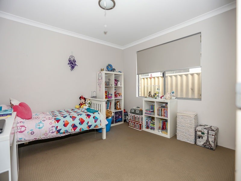 27 Ferryside Road, Butler WA 6036