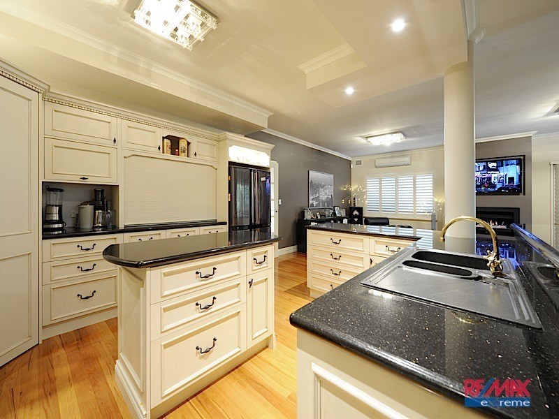 24 Cockatoo Ridge, Joondalup WA 6027