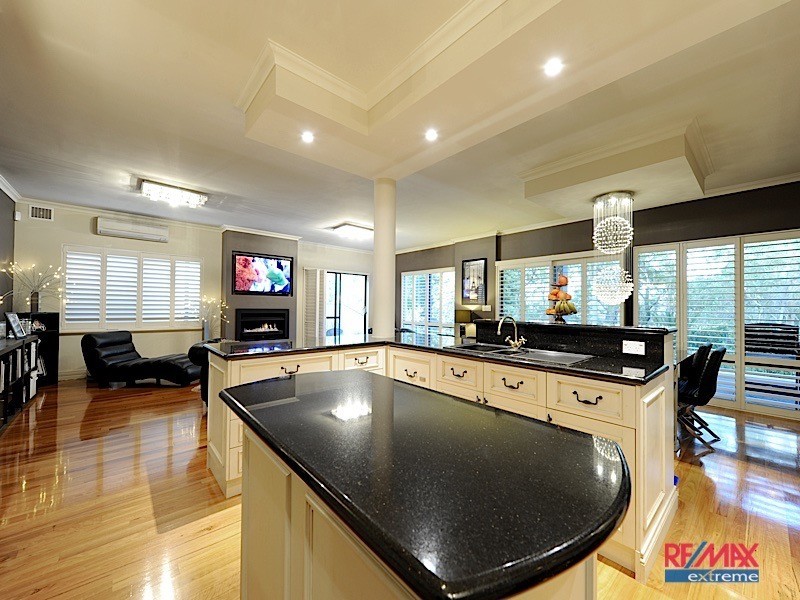 24 Cockatoo Ridge, Joondalup WA 6027