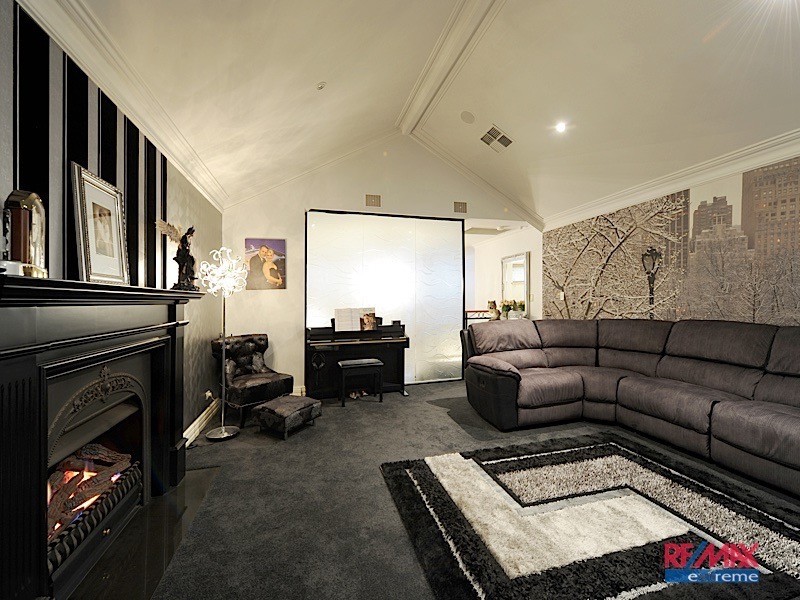 24 Cockatoo Ridge, Joondalup WA 6027