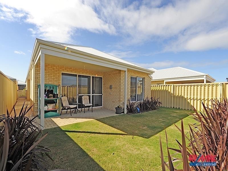 6 Ulverston Way, Butler WA 6036