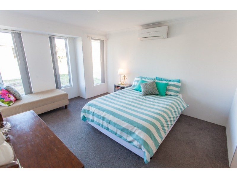 7 Berlin Drive, Wanneroo WA 6065