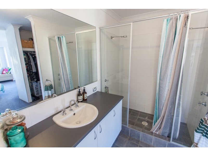 7 Berlin Drive, Wanneroo WA 6065