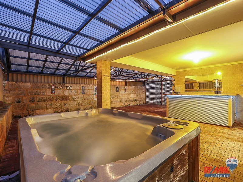 4 Cudjoe Way, Butler WA 6036