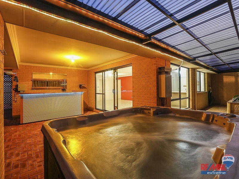 4 Cudjoe Way, Butler WA 6036