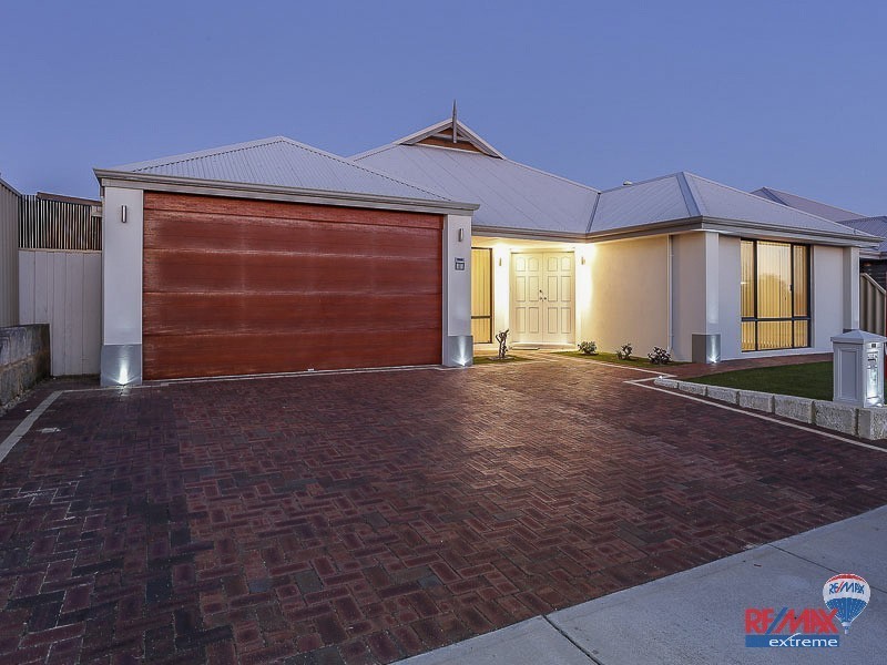 4 Cudjoe Way, Butler WA 6036