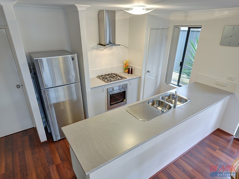 7 Sawtooth Bend, Banksia Grove WA 6031