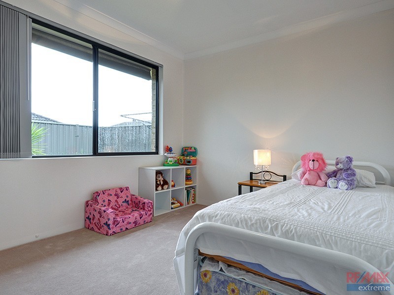 7 Sawtooth Bend, Banksia Grove WA 6031