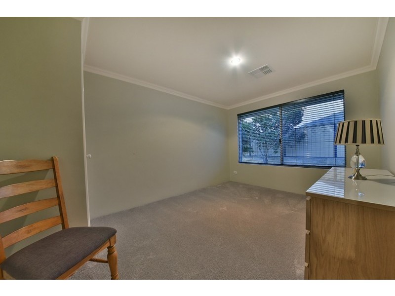 20 Grallina Way, Tapping WA 6065