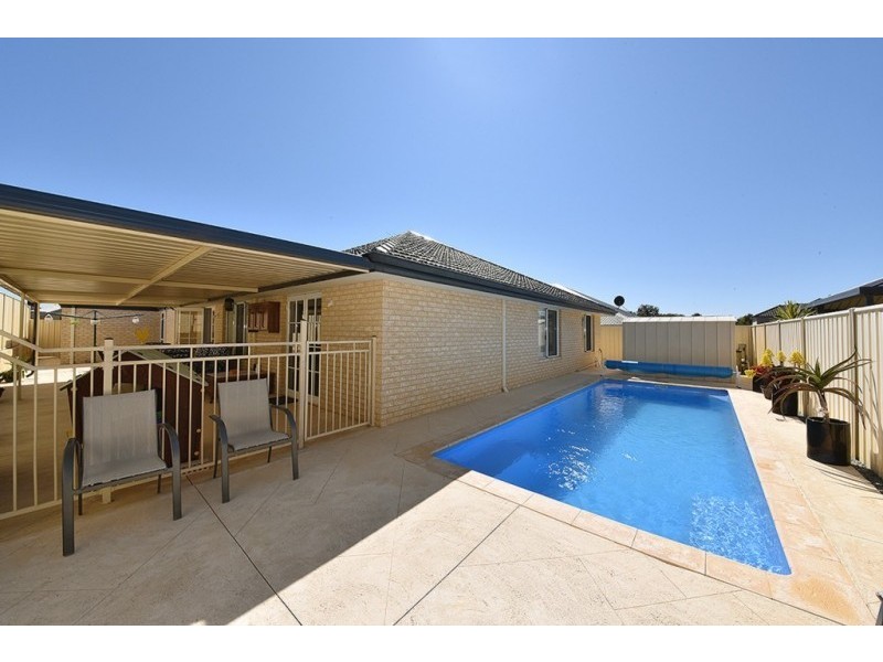 52 Archimedes Crescent, Tapping WA 6065