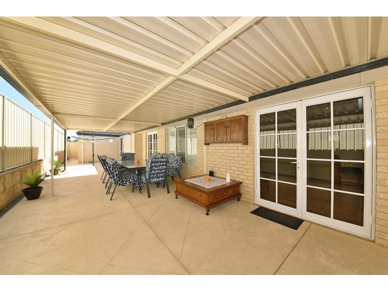 52 Archimedes Crescent, Tapping WA 6065