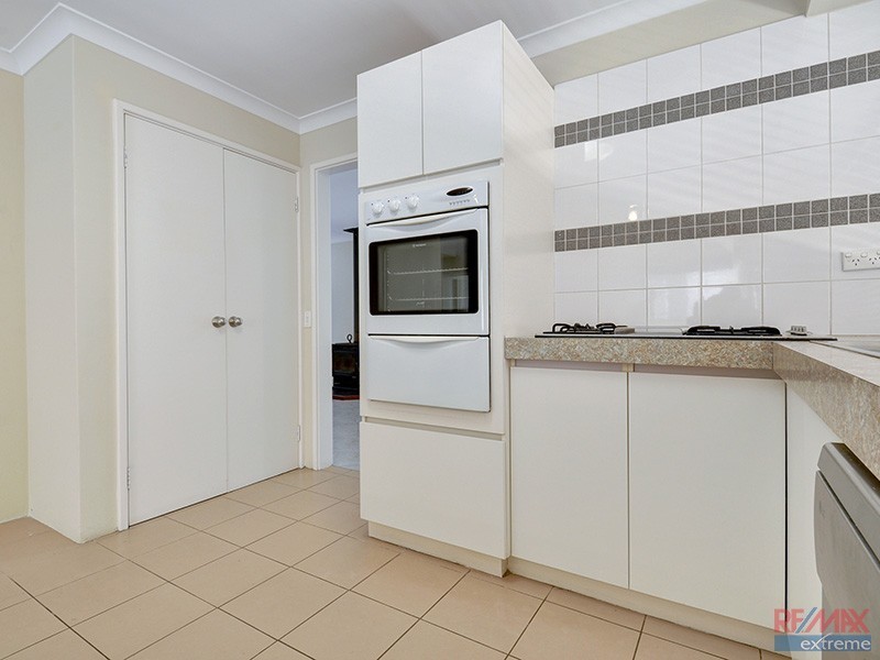 4 Tees Court, Mindarie WA 6030