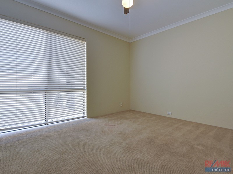 4 Tees Court, Mindarie WA 6030