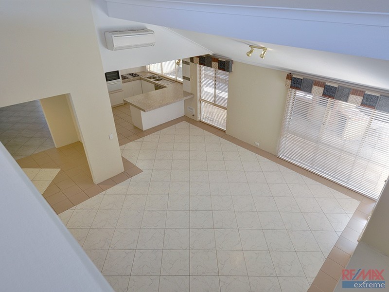 4 Tees Court, Mindarie WA 6030