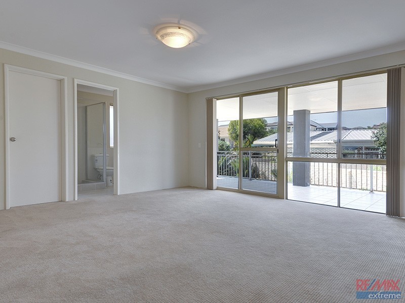 4 Tees Court, Mindarie WA 6030