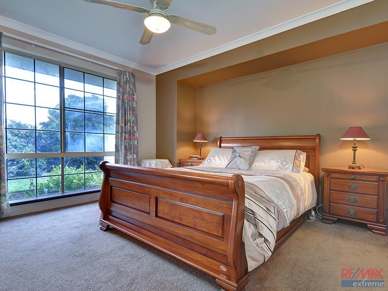 5 Bowes Court, Kingsley WA 6026