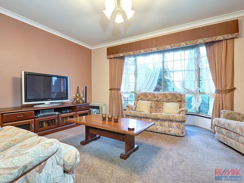 5 Bowes Court, Kingsley WA 6026