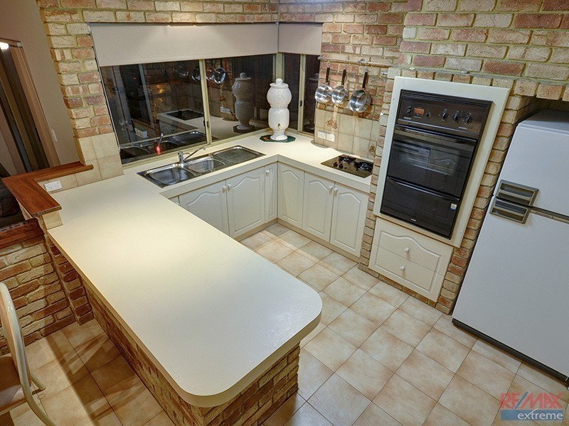 5 Bowes Court, Kingsley WA 6026