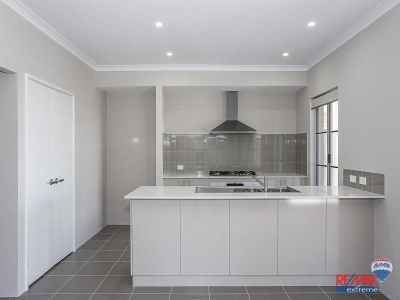 41 Comito Bend, Alkimos WA 6038