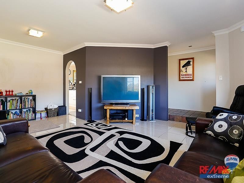 11 Ancilla Street, Mullaloo WA 6027