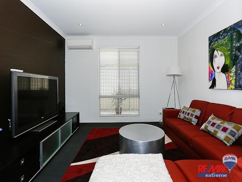 55 Leeway Loop, Alkimos WA 6038