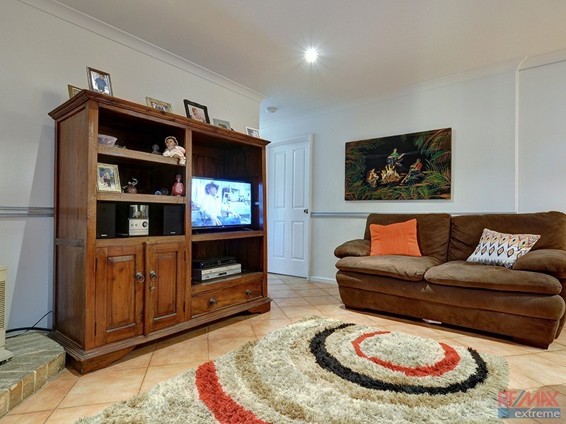 12 Greenfields Circle, Hocking WA 6065