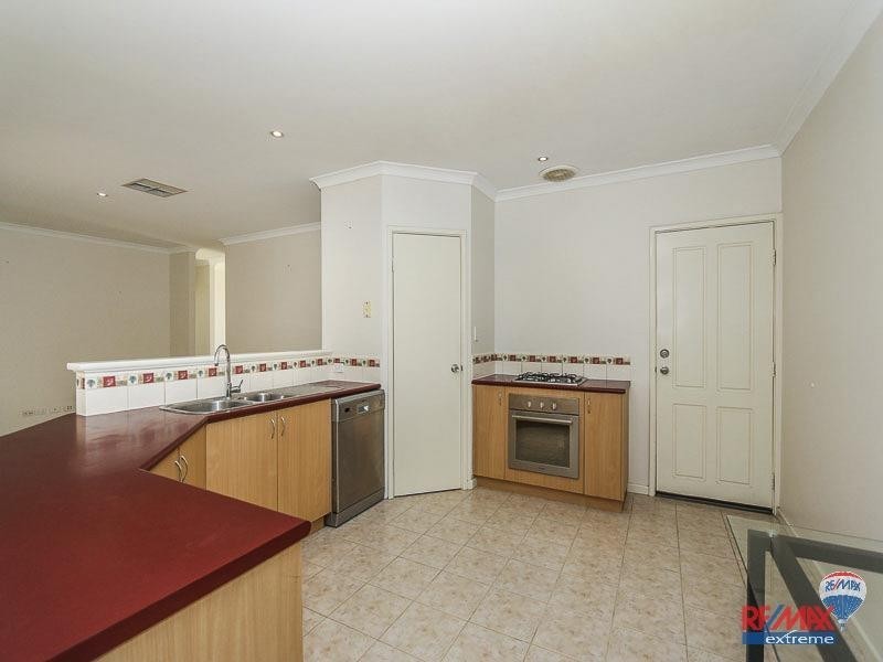 36 Fairbourne Approach, Butler WA 6036