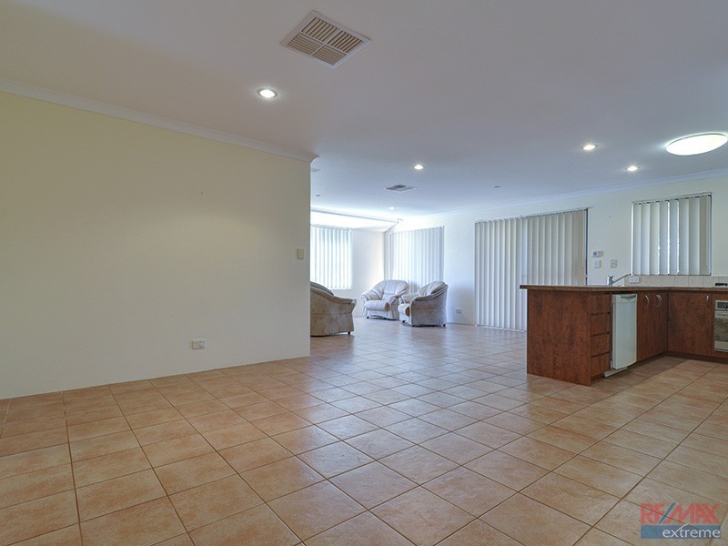 8 Ghost Gum Boulevard *, Banksia Grove WA 6031