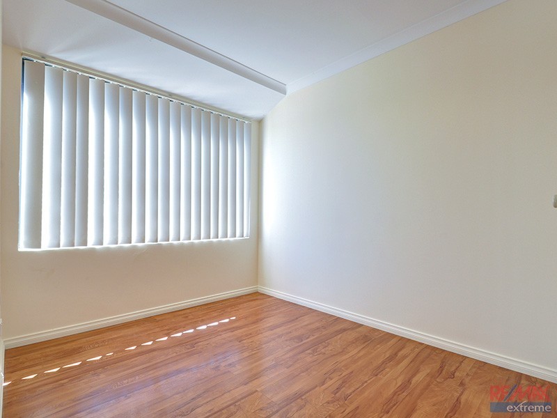 8 Ghost Gum Boulevard *, Banksia Grove WA 6031