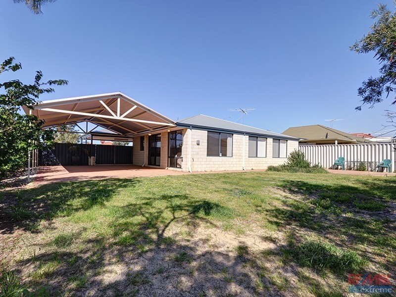 8 Ghost Gum Boulevard *, Banksia Grove WA 6031
