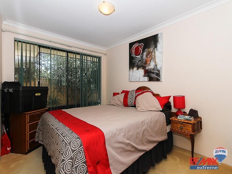 12 Crofton Cove, Mindarie WA 6030