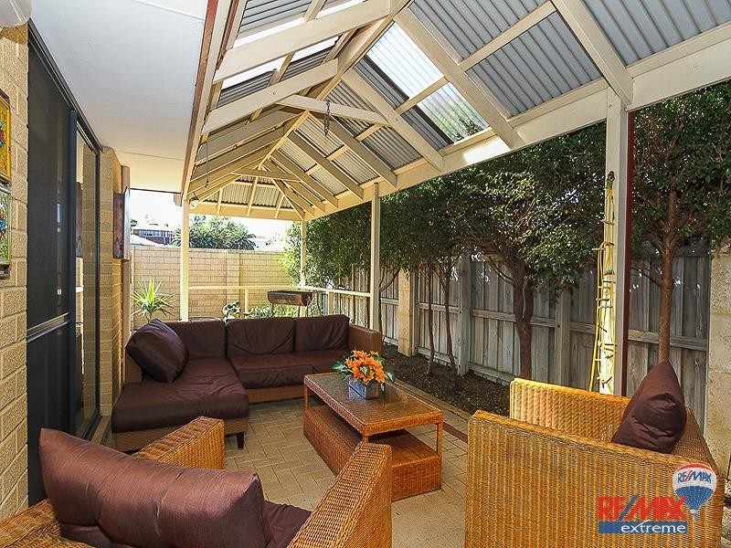 12 Crofton Cove, Mindarie WA 6030