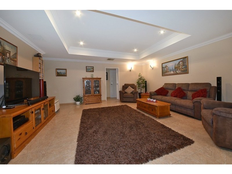 4 Bittern Street, Tapping WA 6065