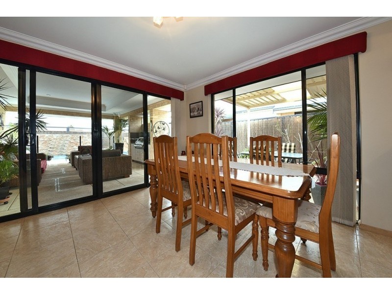 4 Bittern Street, Tapping WA 6065