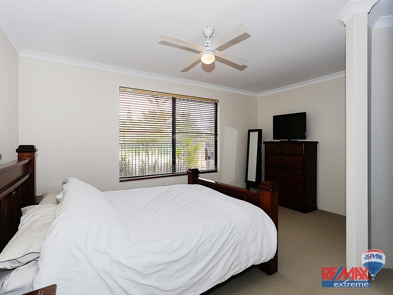 33 Itchen Loop, Butler WA 6036