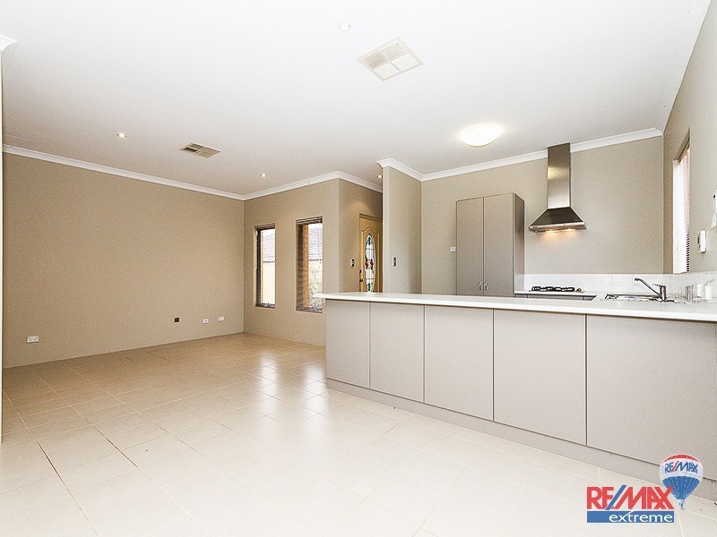 22b Beachwood Crescent, Butler WA 6036