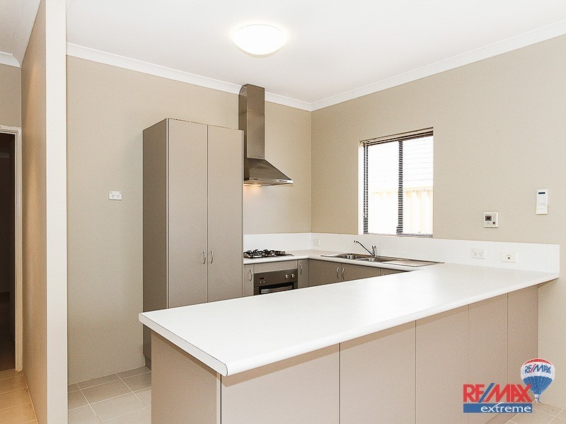 22b Beachwood Crescent, Butler WA 6036