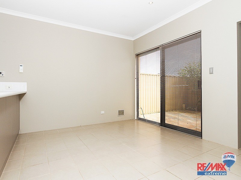 22b Beachwood Crescent, Butler WA 6036