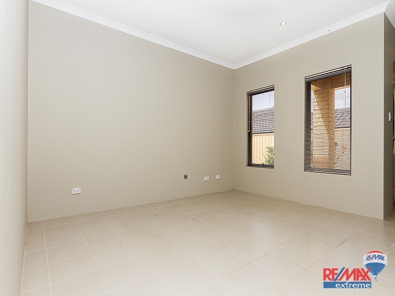 22b Beachwood Crescent, Butler WA 6036