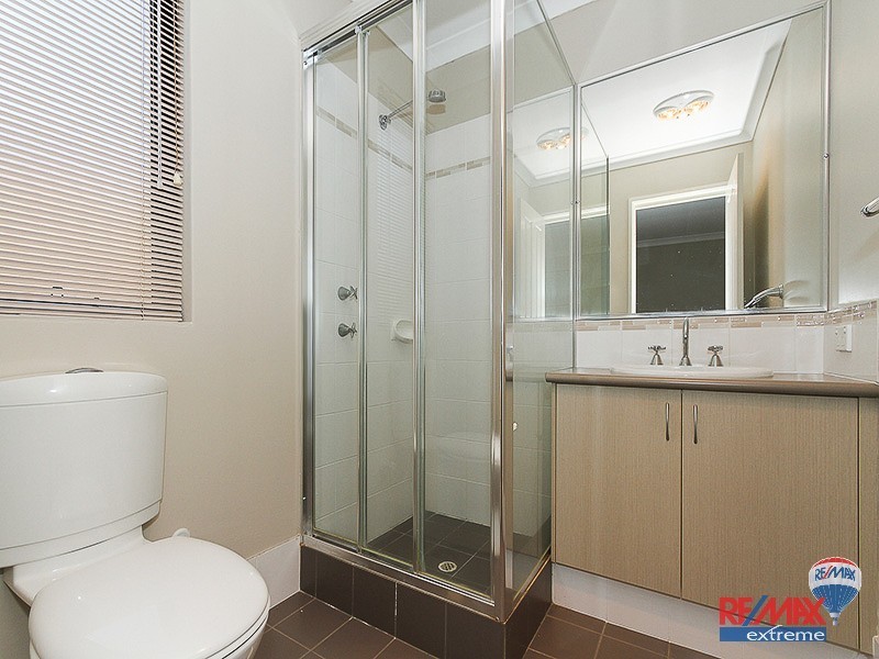 22b Beachwood Crescent, Butler WA 6036