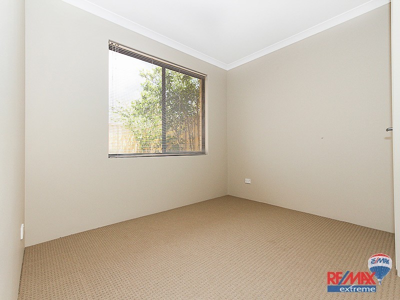 22b Beachwood Crescent, Butler WA 6036