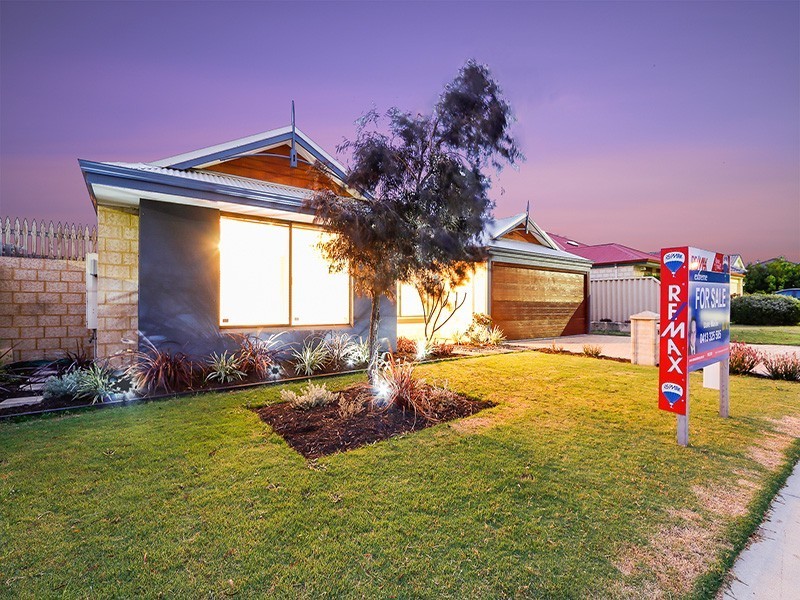 15 Dunsfold St, Butler WA 6036
